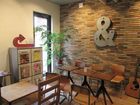 カンガルーホテルSIDE_B / 2