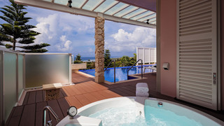 オーシャンビュー プレミアスイートヴィラ(2ベッドルーム)