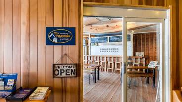 内部エントランス / 2