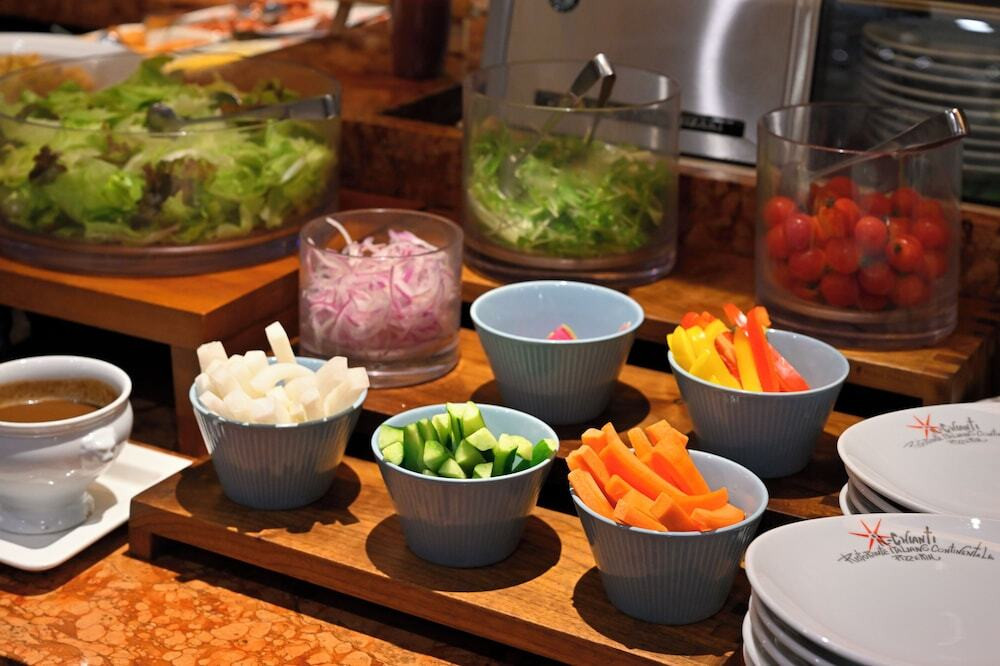 朝食ビュッフェ