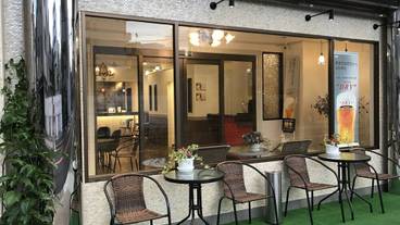 施設の入り口 / 18