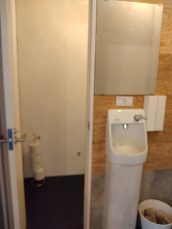 HOSTEL　ＮＡＢＬＡのトイレです。清潔で、きれいです。