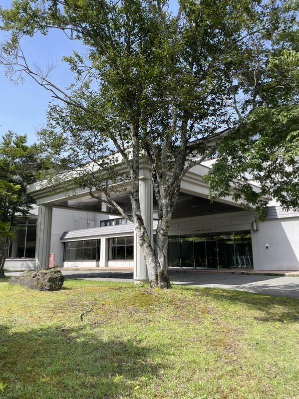 裏磐梯の雄大な自然の中、五色沼のすぐ近くのホテル