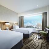 プレミアツイン / 4