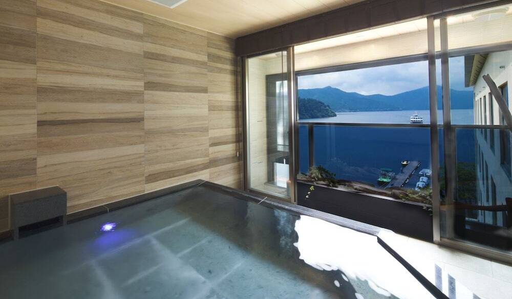 芦ノ湖の湯／半露天風呂 / 3