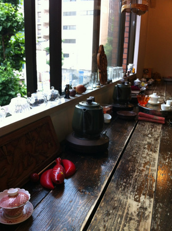 「梅舎茶館(メイシャチャカン)」で本場中国の喫茶店を体感！ 884748