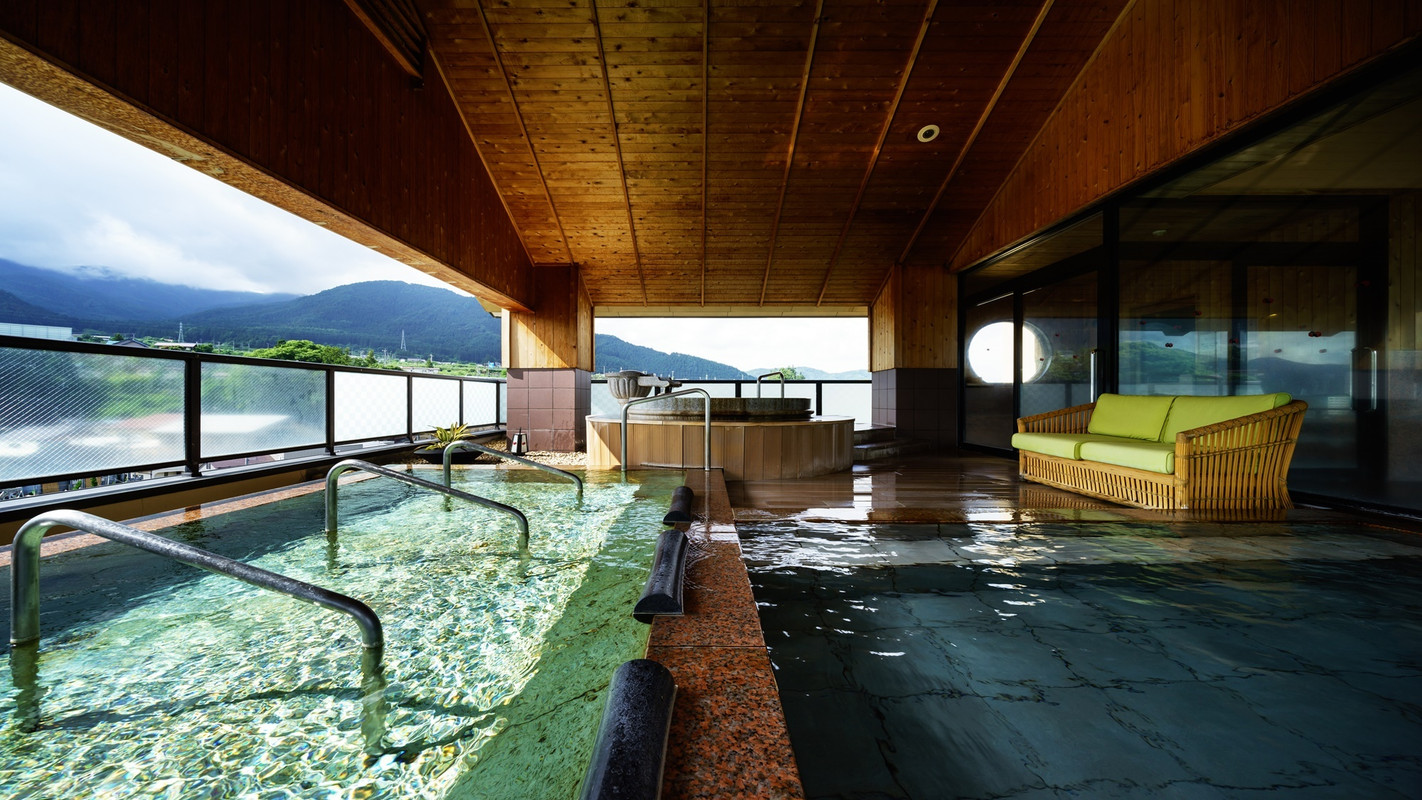 大浴場「夢見の湯」露天風呂