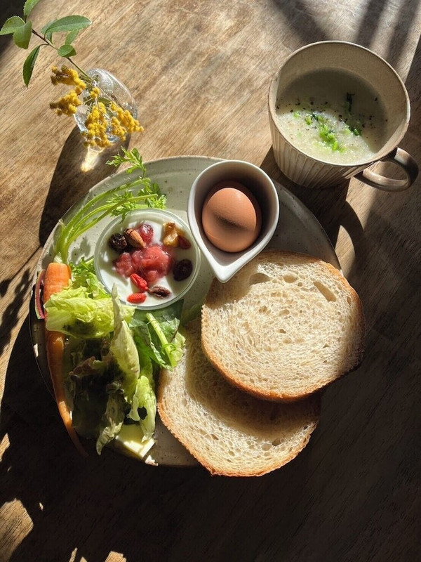 朝食