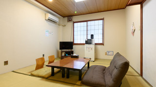 トラディショナル 4 人部屋 禁煙 (Japanese, Shared Washroom)