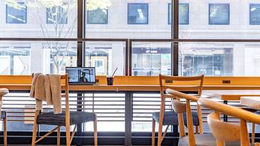 ロビーラウンジ / 12