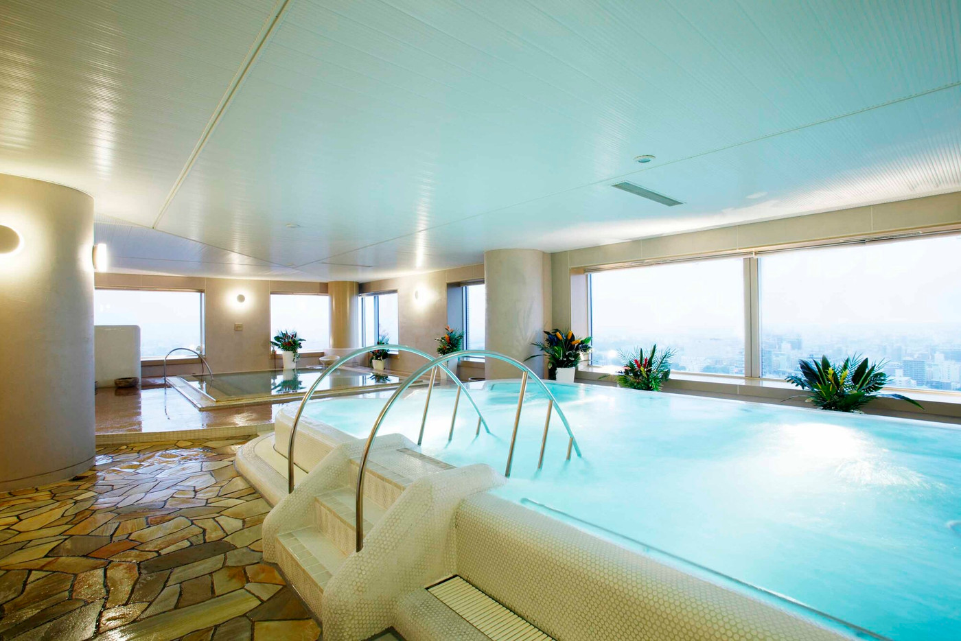 札幌駅直結!天然温泉とともに絶景も満喫4006403