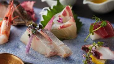 食事・飲み物 / 12