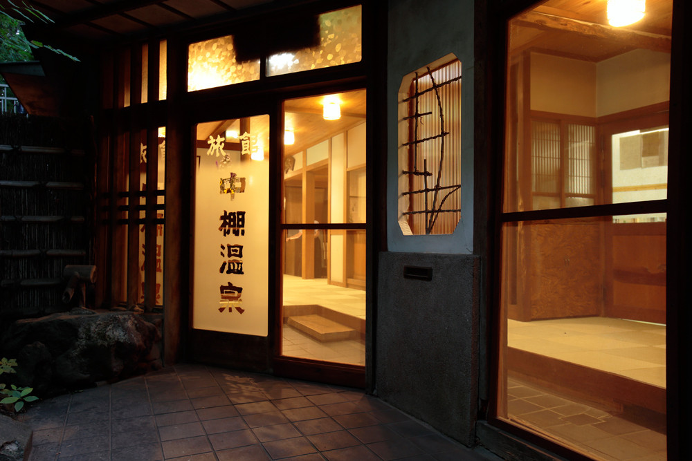 島崎藤村の愛した宿「中棚荘」。島崎藤村とは？3698108