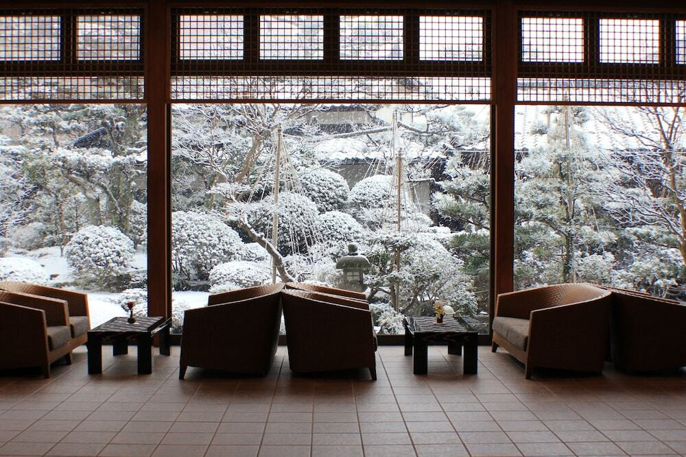 ロビー応接スペース