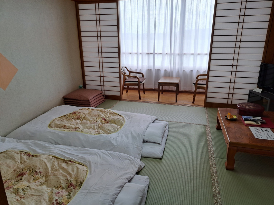 かなりせんべい。