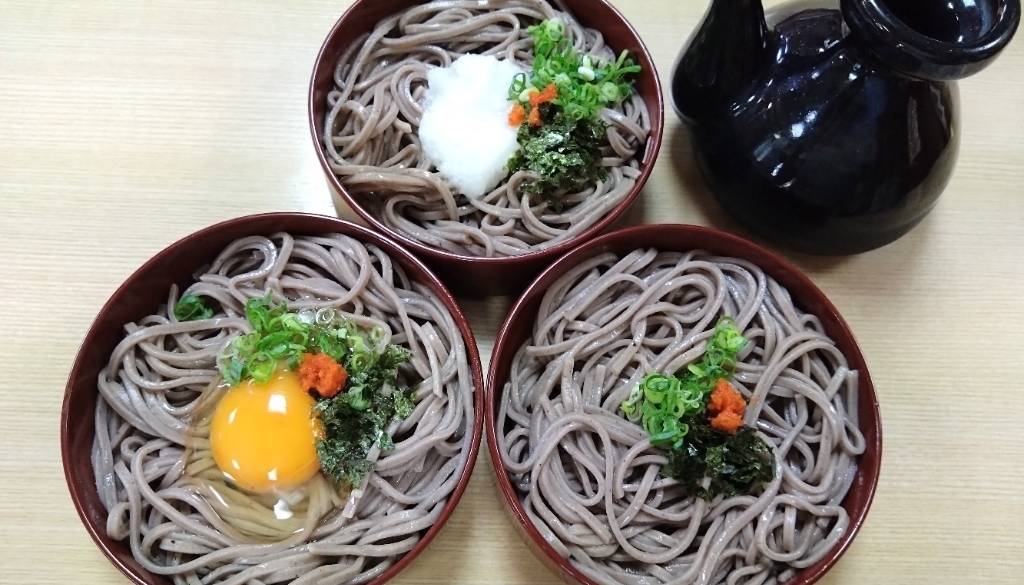 かねや 三色割子3段 / 4