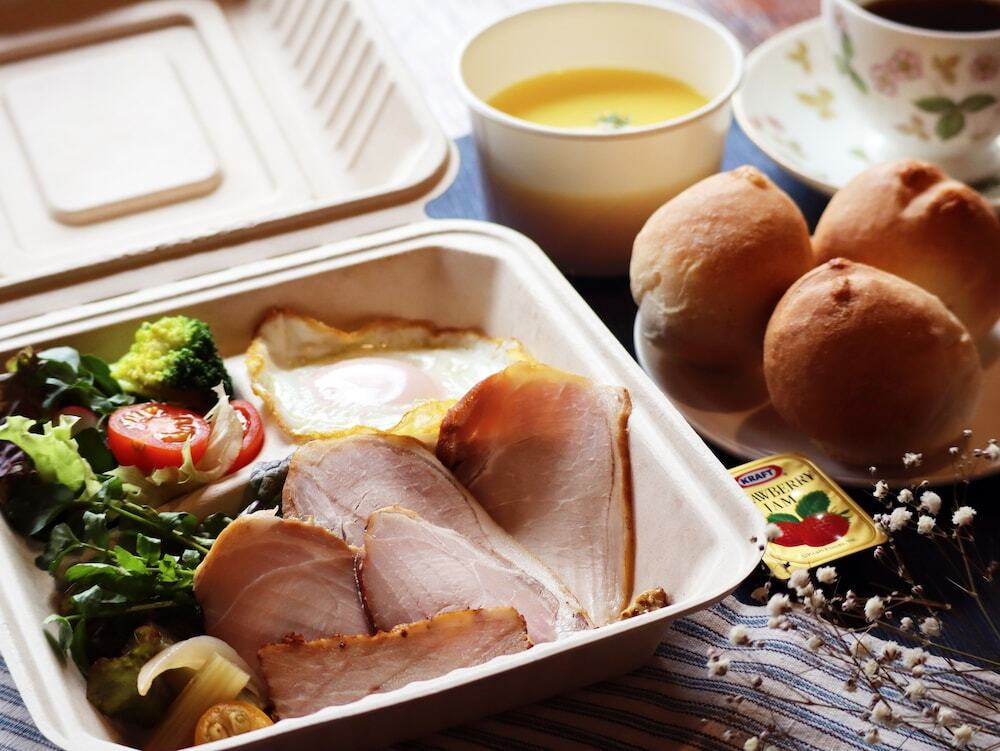 朝食