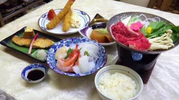 食事・飲み物 / 3