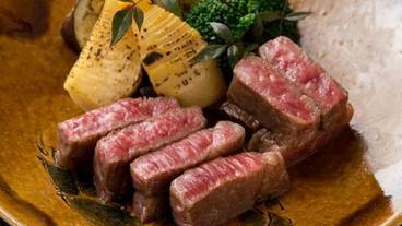 夕食一例／能登牛の炭火焼き / 3