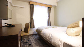 セミダブルルーム 喫煙可