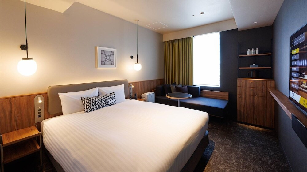 ソファベッド付きコンフォートクイーン