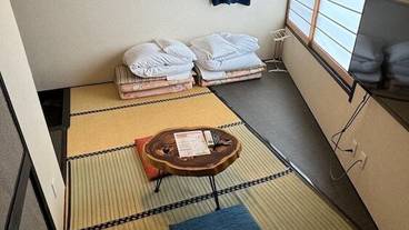 客室 / 7
