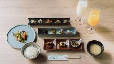 食事・飲み物 / 7