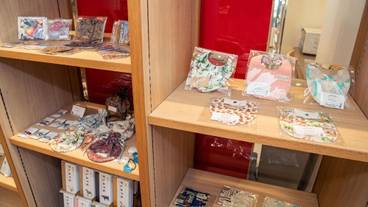 ギフト ショップ / 6