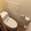 トイレはこんな感じ。やっぱりユニットバスじゃ無いのはいいです