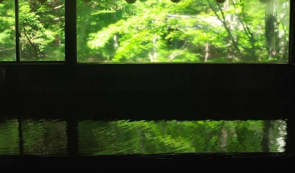 内湯からの眺め / 4