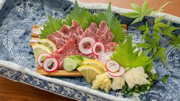 旅館のお食事処 / 17