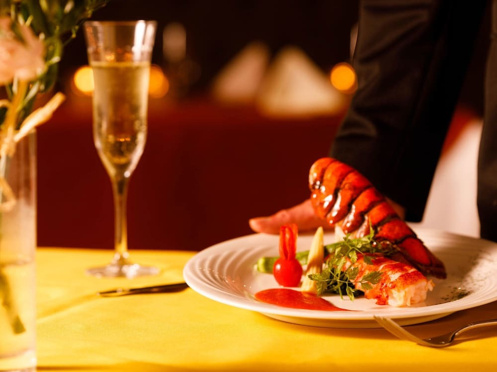 革新的なフレンチで思い出に残るディナーを3432591