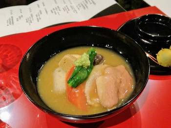 金沢駅で地酒を飲み比べ♪1018251