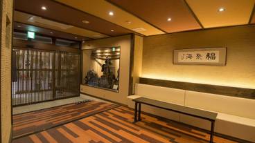 内部エントランス / 2