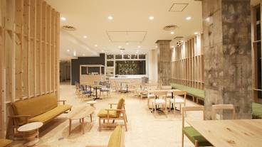 ロビー応接スペース / 3