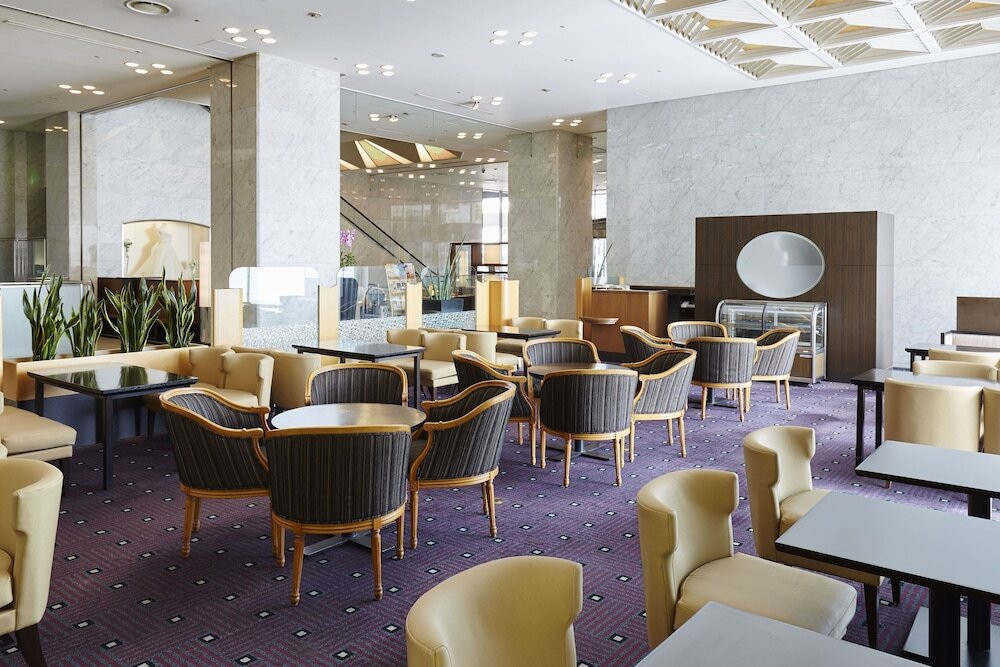 ロビーラウンジ