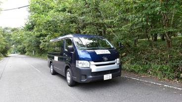 市街地へのシャトル サービス / 3