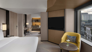 スイート キングベッド 1 台 クラブラウンジ利用可 (Tsuki)