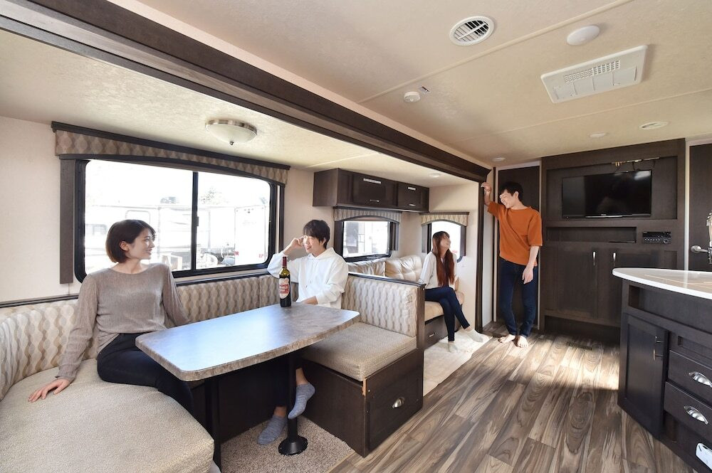 「フランピングスタイル」で気軽にアウトドアを楽しもう!3521449