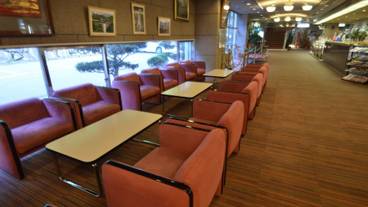 ロビーラウンジ / 9