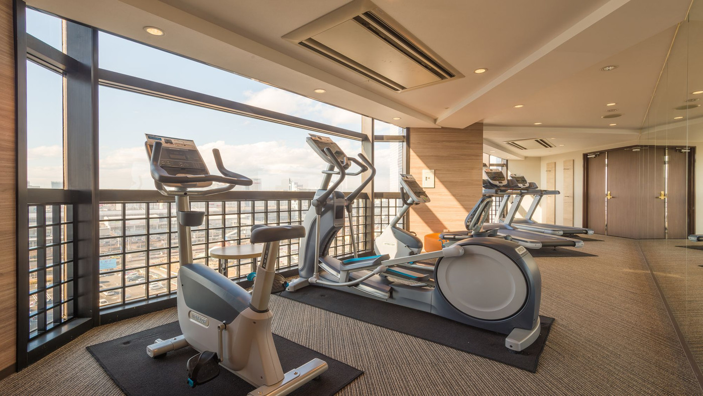 食べたら運動も♪フィットネス完備のホテル4089132