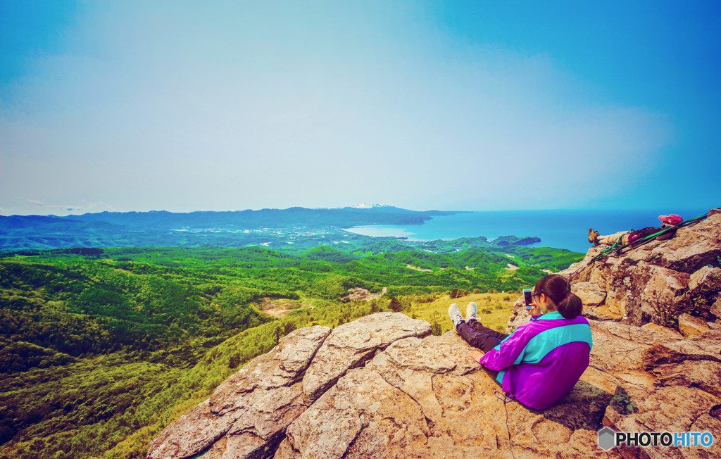 山頂の絶景で、心もひろびろ。4088440