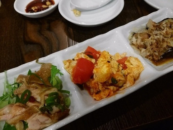 「台湾 同客餃子館」料理 1189011 ビールセットの3種盛