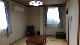 和室・4人部屋（バス・トイレ共同）