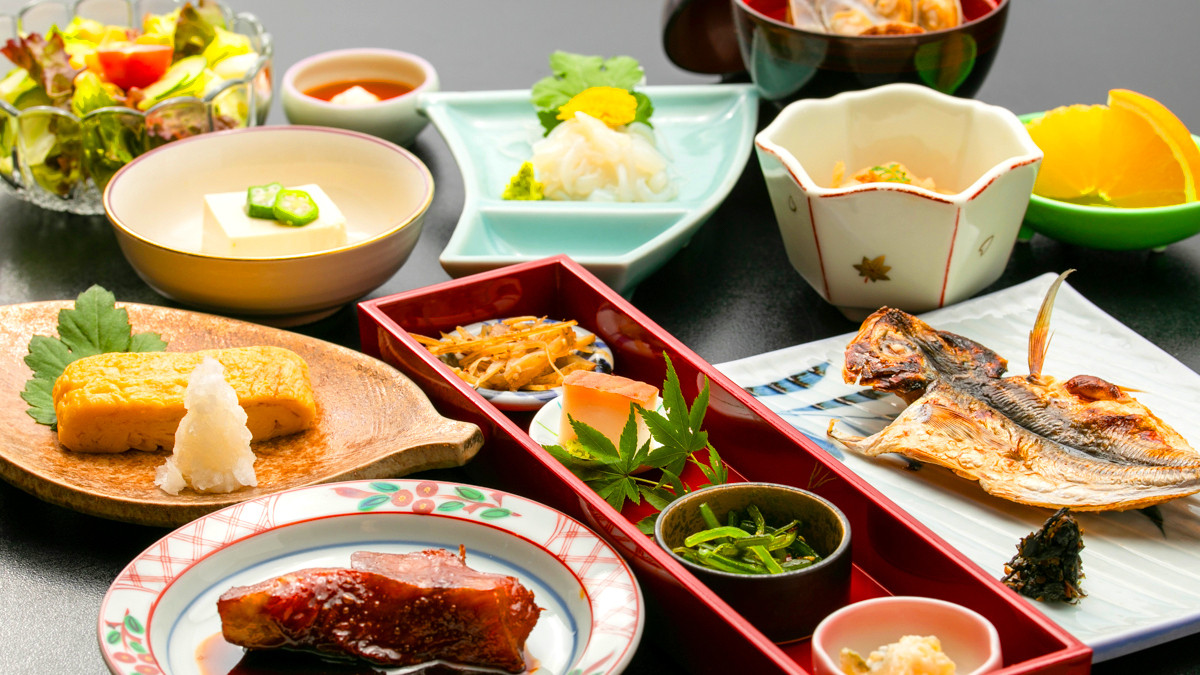 選べるメイン料理!海の幸・山の幸を朝夕とも部屋食で4070444