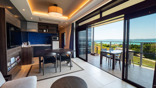 オーシャンビューテラス C