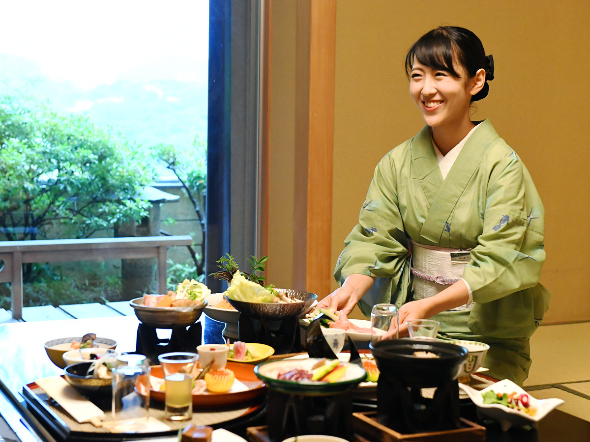 伊東名産や旬野菜を朝夕でお部屋で堪能4261025