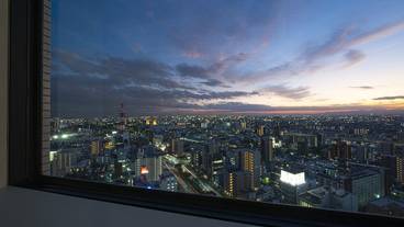 客室からの夜景（一例） / 16