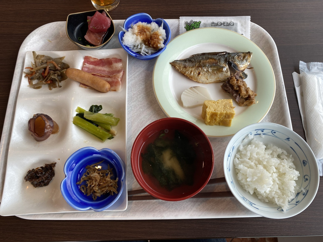 朝食