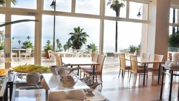 Grand Mar breakfast venue / 18